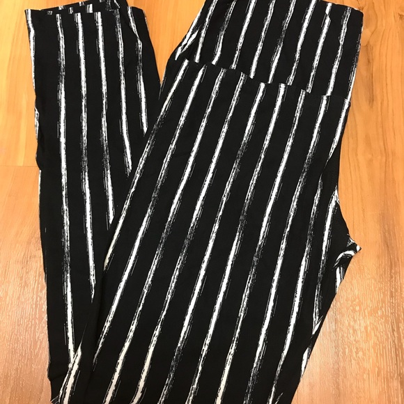 Searra Pants - NWT Halloween Pinstripe Yoga Leggings S: 14-24